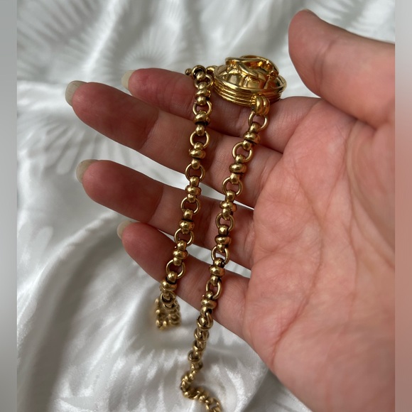 Vintage Chanel CC Necklace - Picture 8 of 16